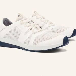 Women’s Olukai Huia White size 9